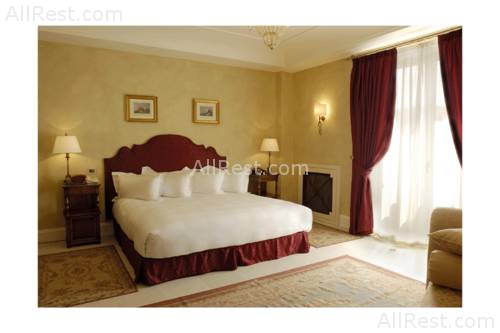 Kempinski Hotel Giardino Di Costanza 4